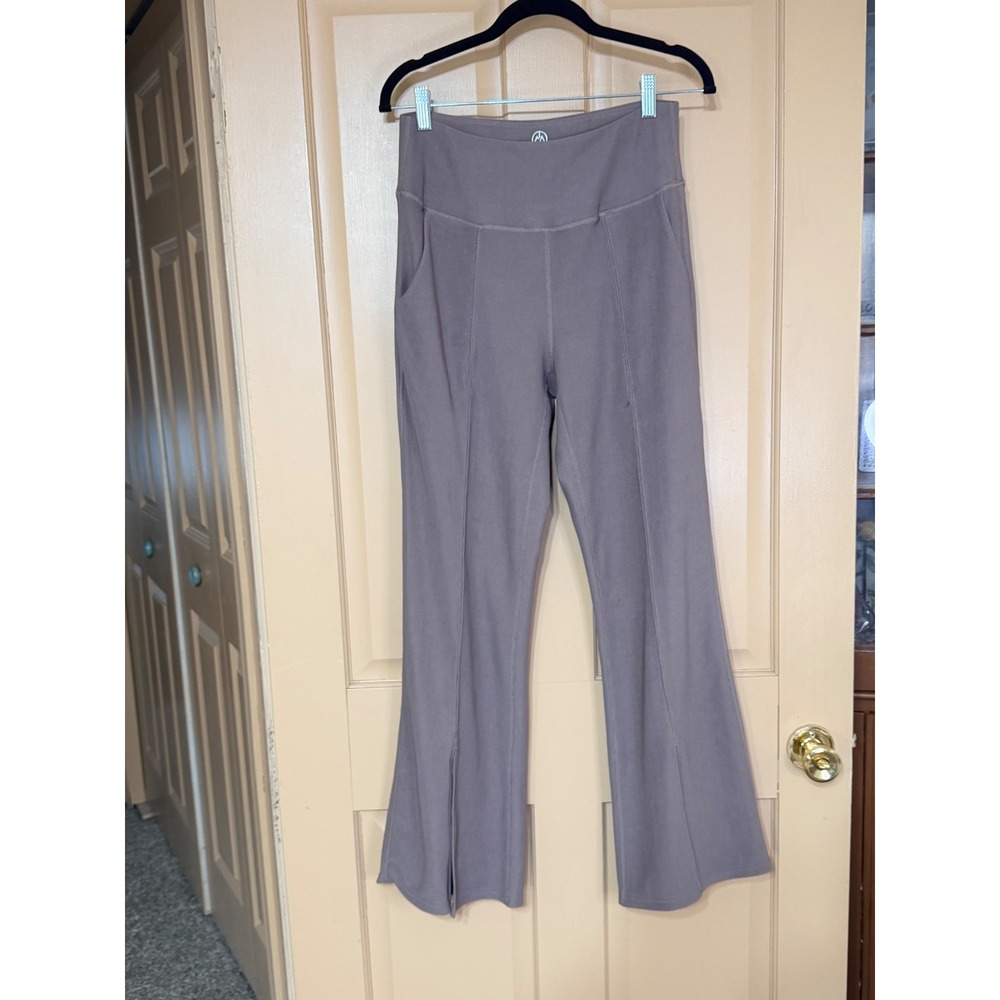 Move Theology Ribbed Flare‎ Leggings Mauve Purple High Waist Pockets Size L